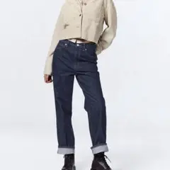 ハイライズストレートジーンズ gu
