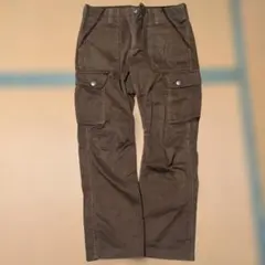 カーゴパンツ カーキ色 6ポケット