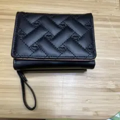 三つ折財布 黒・ピンク