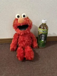 【間もなく出品終了】USJ セサミストリートぬいぐるみ　エルモ