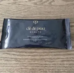 クレドポーボーテ　クッションファンデーション　タンクッションエクラ　ルミヌ 10