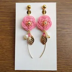 ꫛꫀꪝ ✾No.245✾ 梅結びのピアス