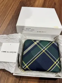 COMME des GARCONS コムデギャルソン 二つ折り財布 チェック柄のサムネイル