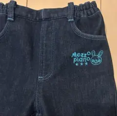 Item thumbnail for item ca2cb8d2-a64a-467f-8757-7316023e21b2