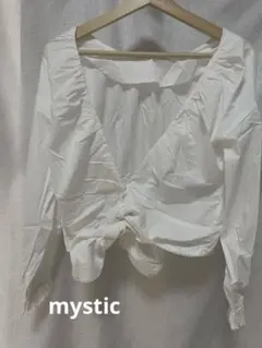 mystic ホワイト長袖ブラウス 前結び レース仕上げ
