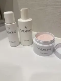 VALMONT ヴァルモン　４点セット ヴァルモン タイムレス エッセンシャル セット