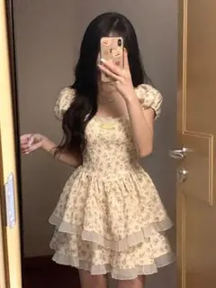 フラワープリントミニドレス