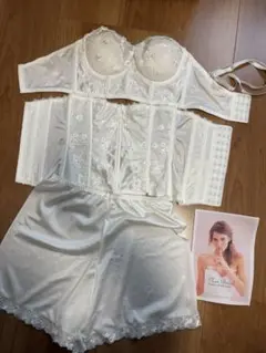 トリニティ　ブライダルインナー3点セット C70 M