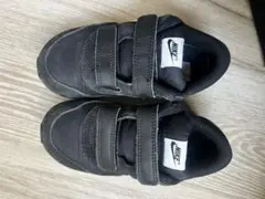 Nike ブラック スニーカー ベルト付き