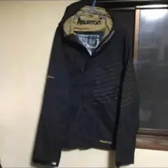 最終大幅値下げBURTONホワイトコレクション上下プロテクターイヤホン5点set