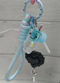 ロボット＆キャンディチャーム [水色・ハンドメイド]