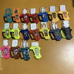 仮面ライダー　エグゼイド　ガシャット　ガシャポン　食玩　ガシャットロフィー