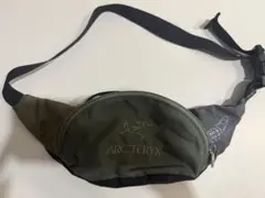 ARC'TERYX アーバンファニーウエストポーチブルー×ブラック カナダ産