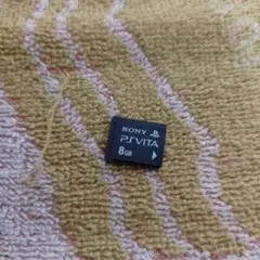 V²-82 PSVITA メモリーカード メモカ 8GB