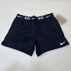 新品★NIKE ナイキ　ショートパンツ　160センチ