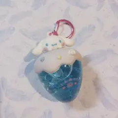 サンリオ シナモロールキラキラキーホルダー☆.˚