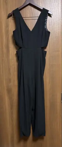 【美品】ZARAブラック Vネック オールインワン