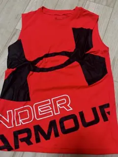 UNDER ARMOUR ノースリーブタンクトップ
