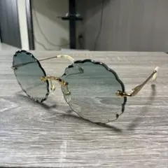 クロエ　サングラスのサムネイル