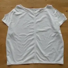 GU ACTIVE ホワイト 半袖 Tシャツ