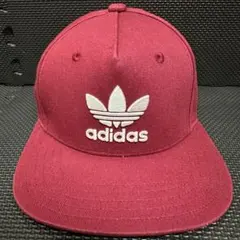 adidas バーガンディ キャップ