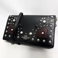 コーチ ショルダーバッグ 2way スタッズ パール レザー ロゴ 金具 黒