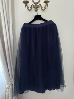 【美品】自由区　チュール×フレアスカート　ネイビー　2way 40サイズのサムネイル