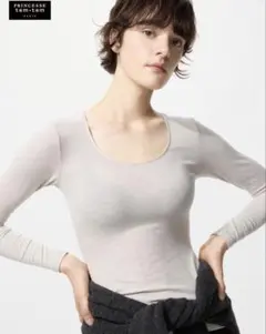 美品＊ユニクロ ライトグレー極暖ヒートテックカシミヤブレンドリブクルーネック