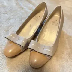 未使用 リズ　ラフィーネ　 Rizraffine ベージュ パンプス 23.5