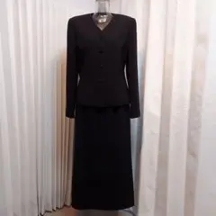 東京ソワール　SOIRBENIR　ブラックフォーマル ロングスカートスーツ　9号