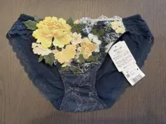 Item thumbnail for item 3cffb205-7bb4-4d83-b6dc-d57a7b9b368b