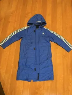 adidas フリースライニング ベンチコート 青