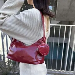 極美品】SLUR スラー エナメル ボディバッグ ストラーダ レッド本革 箱