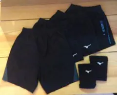 美品中古 ミズノ他 バレーボールパンツ S.Mサイズ4着 ＋膝当て2枚
