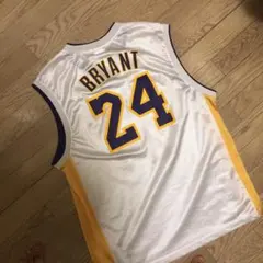 1608☆ＮＢＡレイカーズ☆コービー・ブライアント☆タンクトップ☆総刺繍☆Ｌ相当 1608☆NBAレイカーズ☆コービー・ブライアント☆タンクトップ☆総