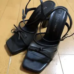 Pinky&Dianneパンプス