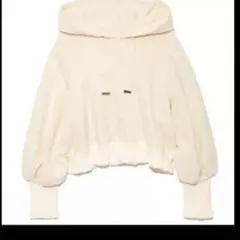 激レア2017年番❤️リリーブラウン 袖 裾 フリルデザイン裏毛トップス 白