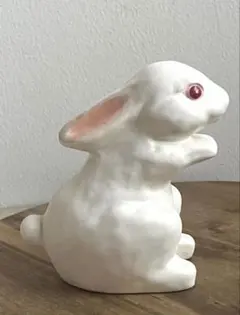 ビンテージ　ウサギ　兎　白兎　陶器　置物　インテリア　工芸品　美術品　A1110 ビンテージ ウサギ 兎 白兎 陶器 置物 インテリア 工芸品 美術品 A1110