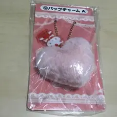 サンリオ　ハローキティ バックチャーム