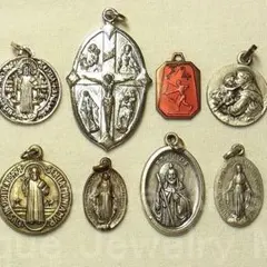 m6911》アンティークメダイ8個セット 聖人多種 重厚 金属製 メダル