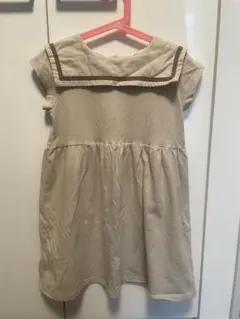 pairmanonセーラー襟 ベージュワンピース 120