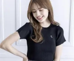 ショート丈ニットトップス