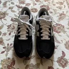 New Balance 237スニーカー ブラック/ホワイト