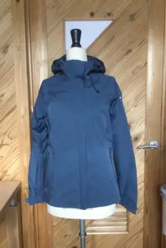 Columbiaアウトドア ジャケット　sizeS TITANIUM