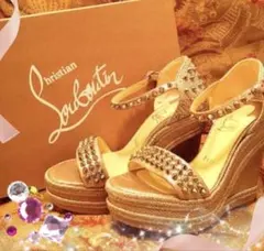 Christian Louboutin シルバーゴールド サンダル