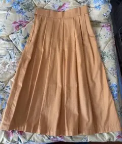 クリスチャンディオール　オレンジ プリーツスカートサイドボタン付き　M