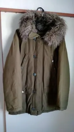 メンズ GAP ファー付ダウンジャケット L カーキ