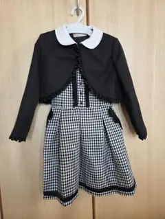 黒と白のチェック柄ドレス