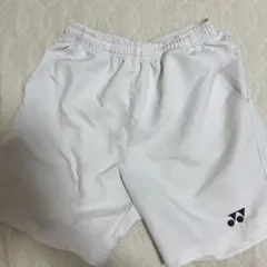 YONEX白ハーフパンツのサムネイル