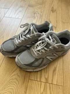 New Balance 990v4 グレー スニーカー